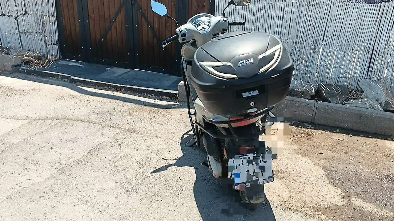 Muğla'da Çarpışmanın Şiddetiyle Yola Savrulan Motosiklet Sürücüsü Yaralandı 1